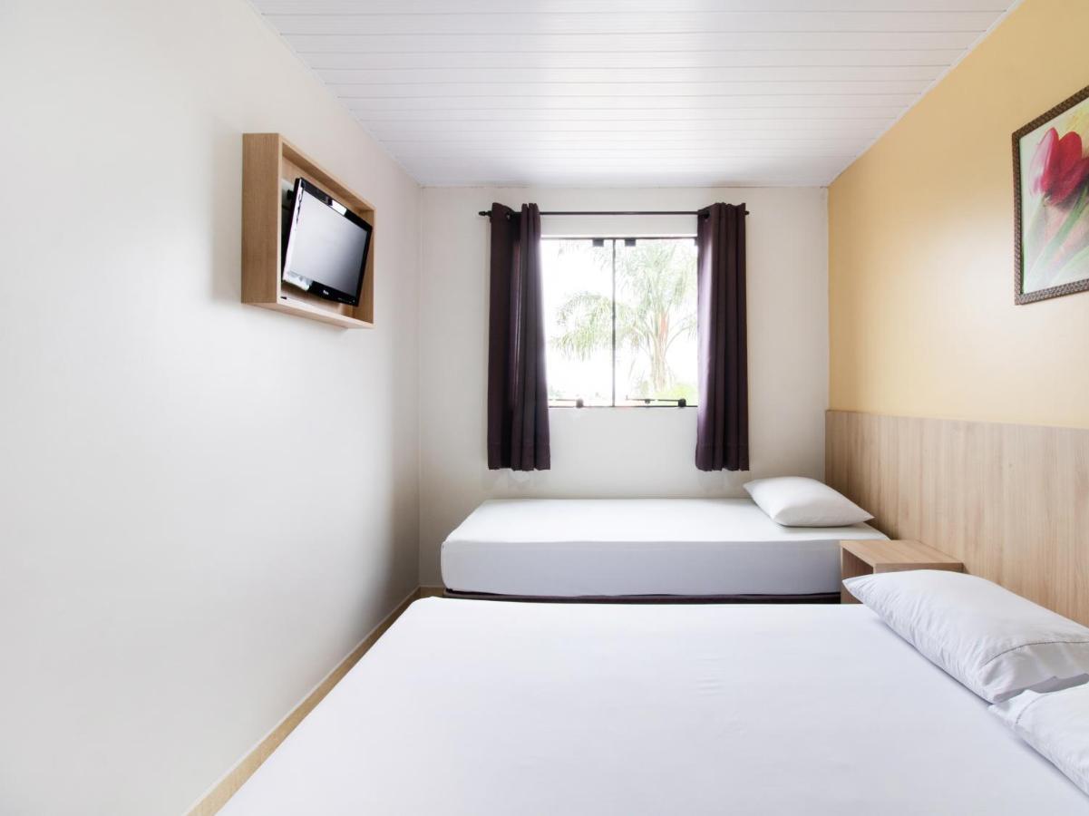 Hotel Cabbu Campo Largo Eksteriør billede